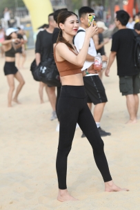 【精选街拍】Vol.3465 黑色瑜伽运动装 [21P-206MB]