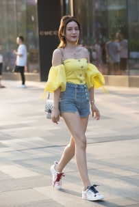 【精选街拍】Vol.3611 阳光靓丽的美 [41P-747MB]